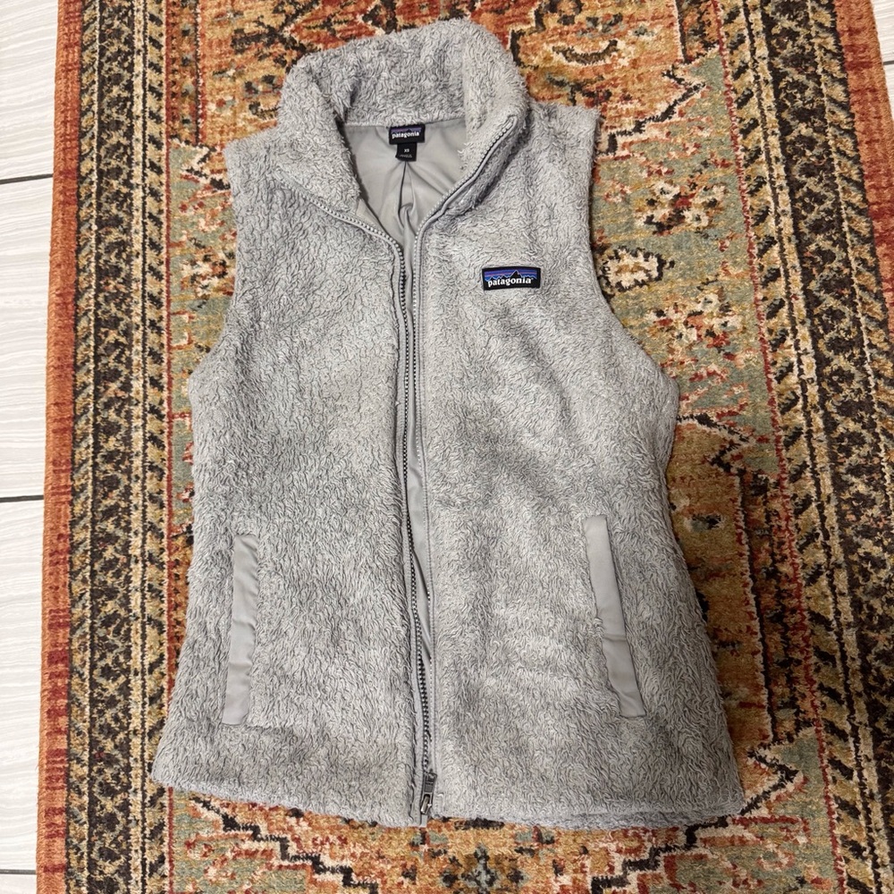Patagonia Light Gray Fleece Jacket